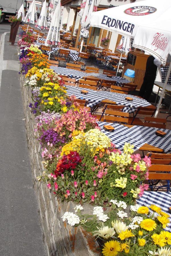 Hotel Station Pontresina Luaran gambar